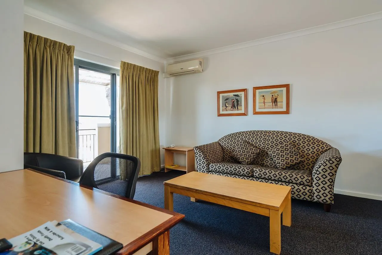 Canning Bridge Auto Lodge Perth 3*,