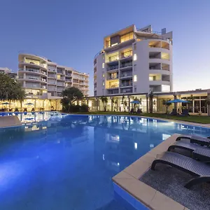 Курортный комплекс Ramada By Wyndham Маркула