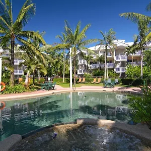 Апарт-отель Cairns Beach Resort Кэрнс