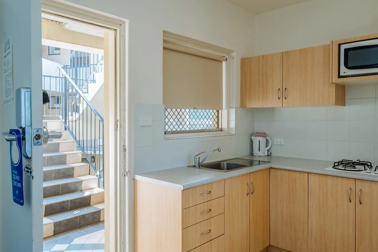 Canning Bridge Auto Lodge Perth 3*,